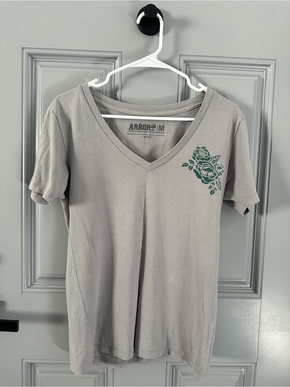 Arbor Light Gray V-Neck Tee with Green Rose Motif